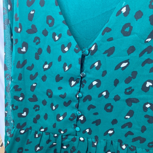 Studio Untold Green Longsleeve Dress Heart Animal Print Tiered Ruffle 24 - Picture 5 of 8